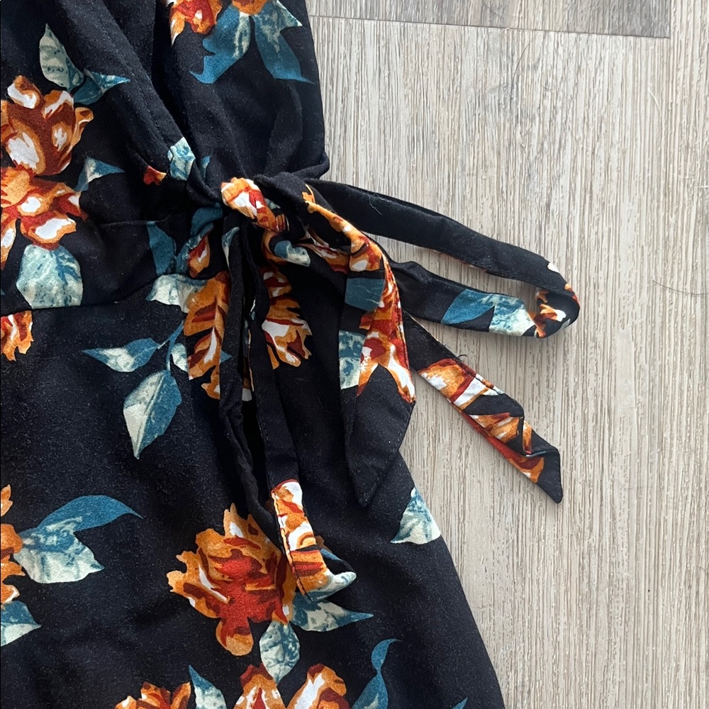 Floral Wide Leg Jumpsuit - Picture 3 of 9